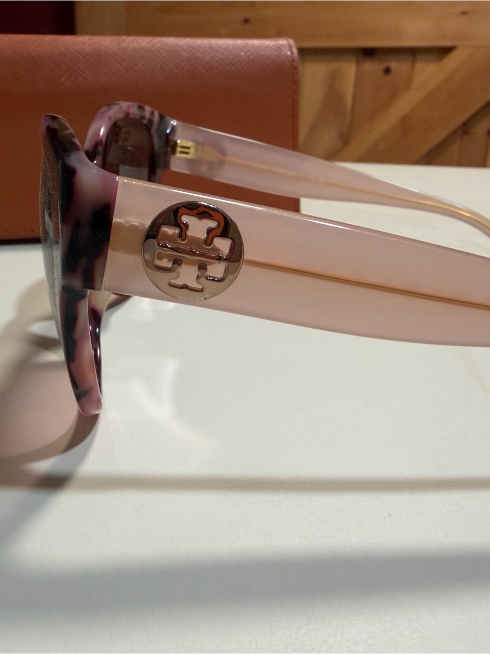 Tory Burch Pink Tortoiseshell Oversized Sunglasses - Picture 2 of 7